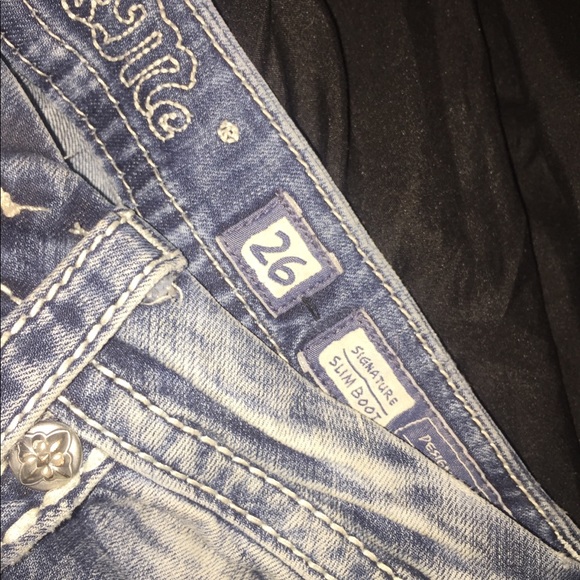 Miss Me Jeans - Picture 2 of 3